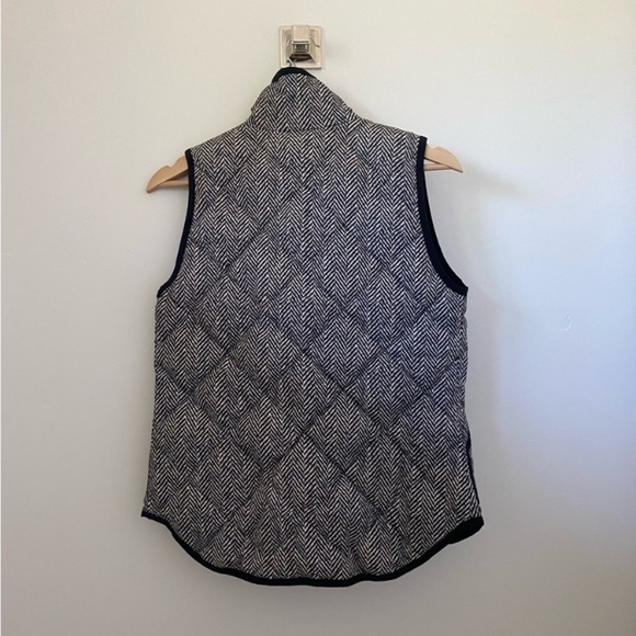 J. Crew Herringbone Puffer Vest Black Cream Tan XS - Picture 2 of 8
